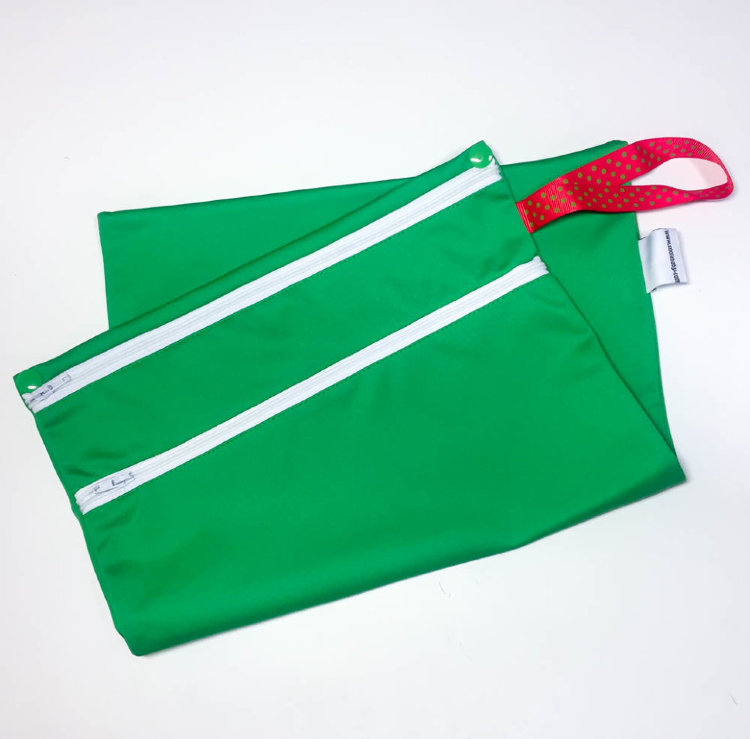 Зеленый CoolaBaby (сумка непромокаемая)